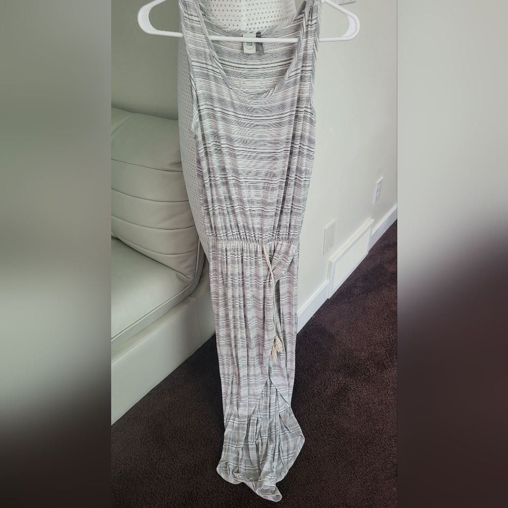 Light, Sleevless Summer Dress
